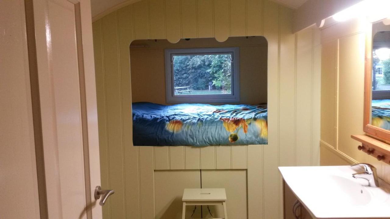 Pipowagen Camping Puur Genieten Bed and Breakfast Someren Esterno foto